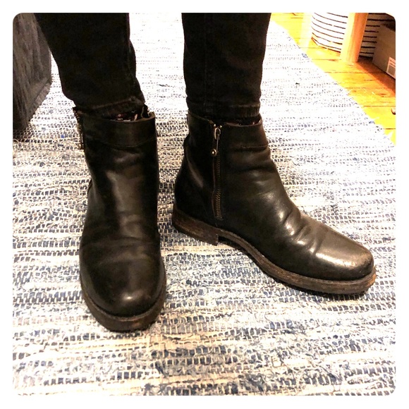 Shoes - Frye ankle boots black 8 zip